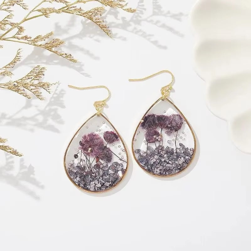Skorter | Handmade Transparent Waterdrop Shape Dried Flowers Earrings
