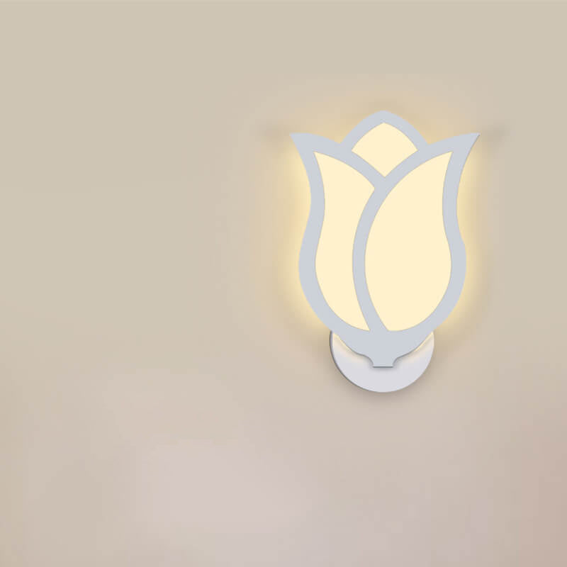 Skorter | Modern, minimalist, creative LED wall lamp in rose design