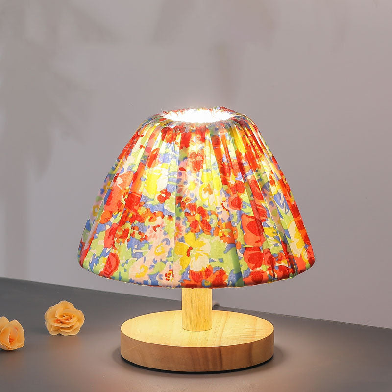Skorter | Modern Minimalist Creative Iron Flower Shape 1-Lamp Table Lamp