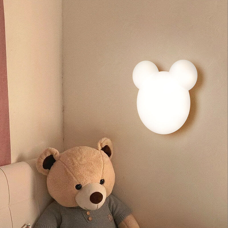Skorter | Cartoon minimalist bear-shaped LED wall lamp