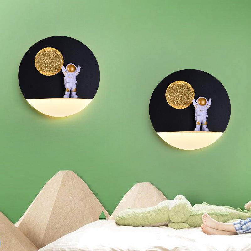 Skorter | Contemporary Creative Iron Resin Round Astronaut LED Wall Light Lamp for Bedroom