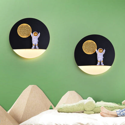 Skorter | Contemporary Creative Iron Resin Round Astronaut LED Wall Light Lamp for Bedroom