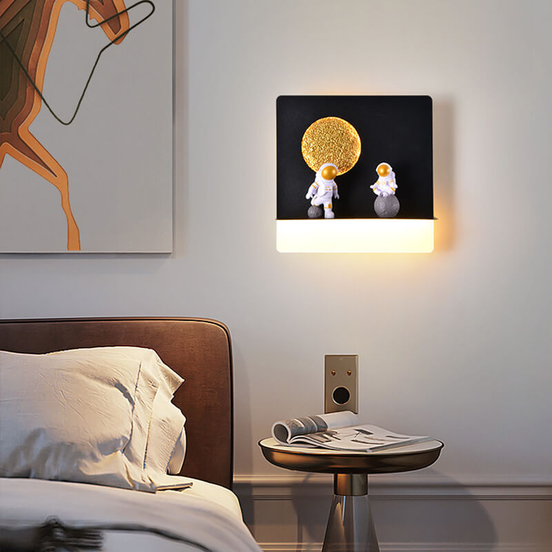 Skorter | Contemporary Creative Iron Resin Round Astronaut LED Wall Light Lamp for Bedroom