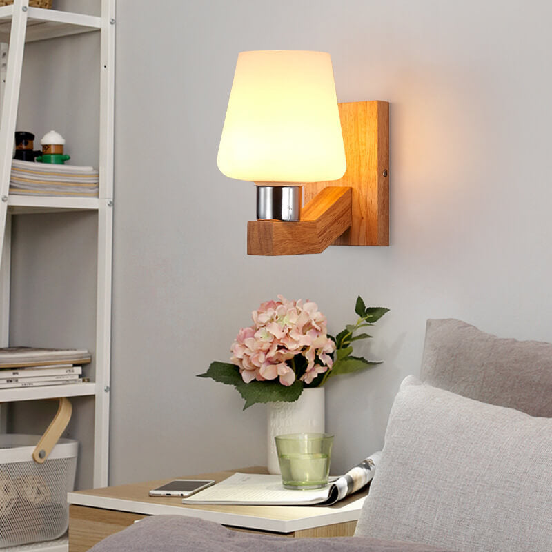 Skorter | Nordic Minimalist Wall Lamp with Glass and Wood
