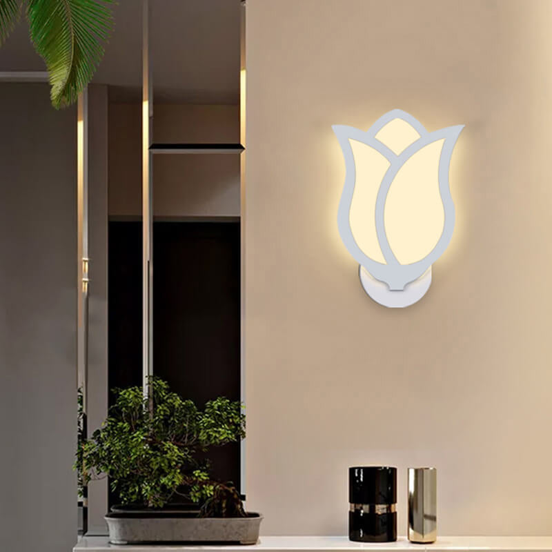 Skorter | Modern, minimalist, creative LED wall lamp in rose design