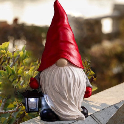 skorter | Forest Snowman With Solar Lantern