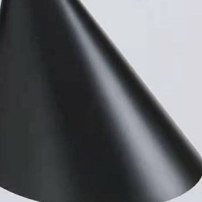 Skorter | Minimalist Wall Light – Modern Horn Design Lamp