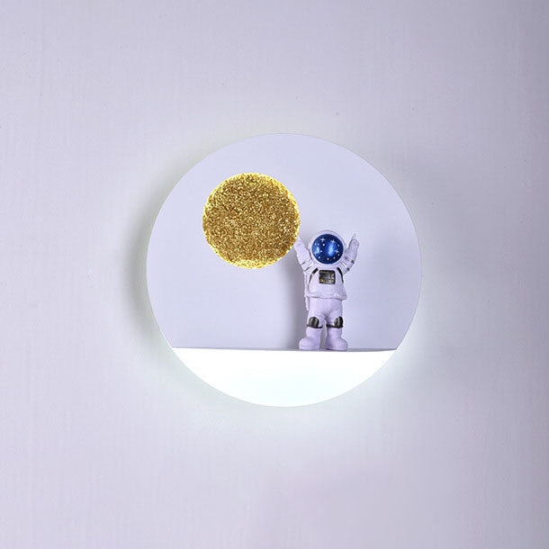Skorter | Contemporary Creative Iron Resin Round Astronaut LED Wall Light Lamp for Bedroom