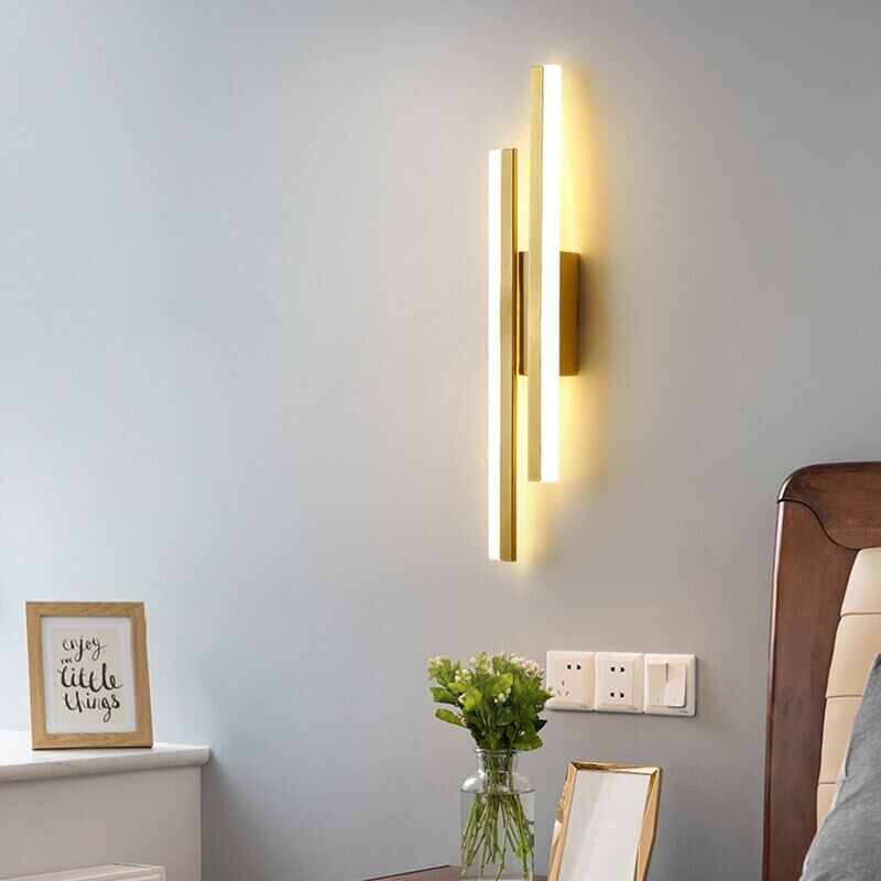 Skorter | Contempo LED Wall Lamp - Elongated Light