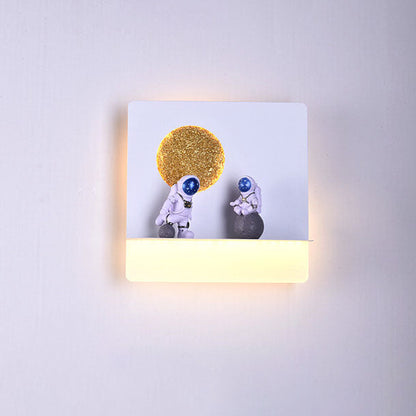 Skorter | Contemporary Creative Iron Resin Round Astronaut LED Wall Light Lamp for Bedroom