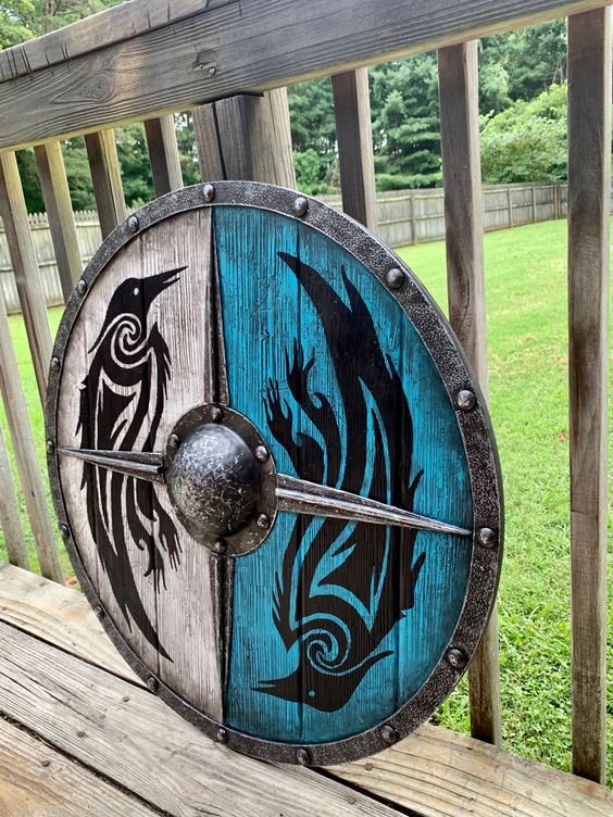 Skorter | Eivor Valhalla Raven Battle Damaged Viking Wooden Shield 30CM