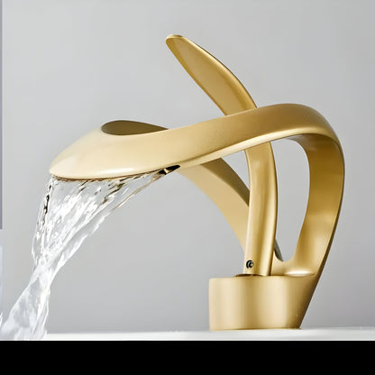 Skorter | AquaGleam – Minimalist Bathroom Basin Tap
