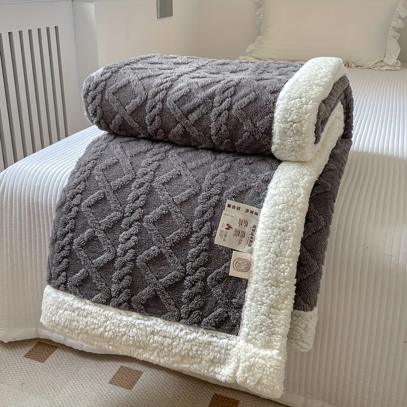 Skorter | CozyNest - Reversible Fleece Blanket for Fall and Winter