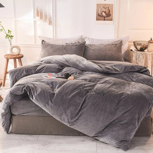 Skorter | Bedding - Cozy fleece bedding for an unparalleled sleeping experience
