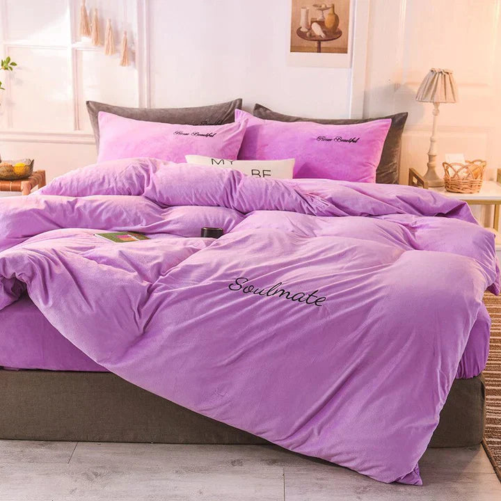 Skorter | Bedding - Cozy fleece bedding for an unparalleled sleeping experience