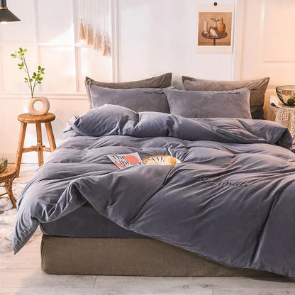 Skorter | Bedding - Cozy fleece bedding for an unparalleled sleeping experience