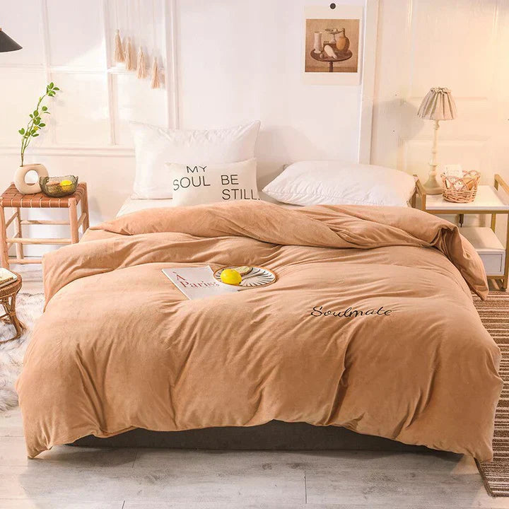 Skorter | Bedding - Cozy fleece bedding for an unparalleled sleeping experience