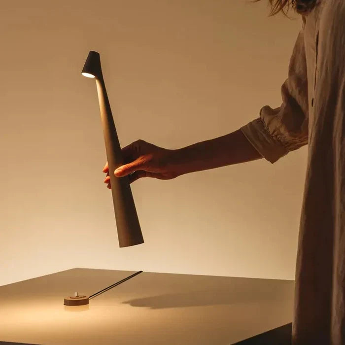 Skorter | LuminEssence Glow Sculpting Table Lamp