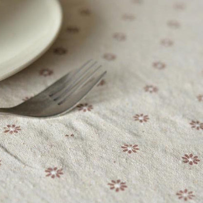 Skorter | Daisy Print Cotton Linen Tablecloth