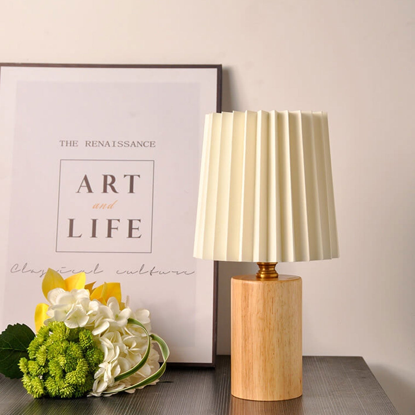 Skorter | Vintage Korean Pleated Column Solid Wood Base 1-Light Table Lamp