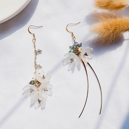 Skorter | Asymmetrical Flower Earrings