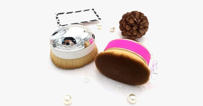 Skorter | Easy-to-use Palm Oval Brush for perfect blending of makeup