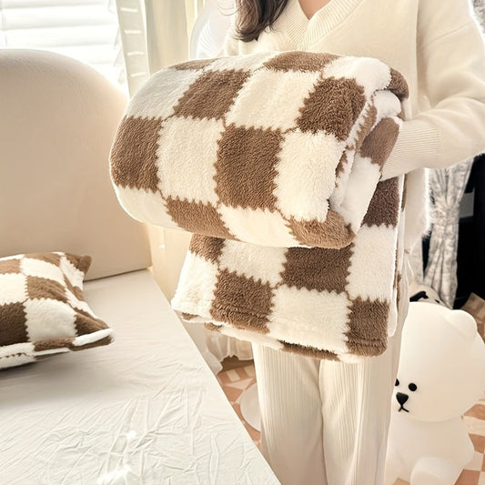 Skorter | Cozy Traditional Checkered Flannel Blanket - Red/White or Black/White - Warm and Washable