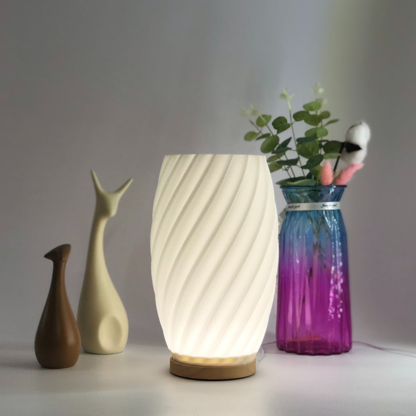 Skorter | ModiLamp - Modern USB Table Lamp with 3-Color Lighting and Stylish Design