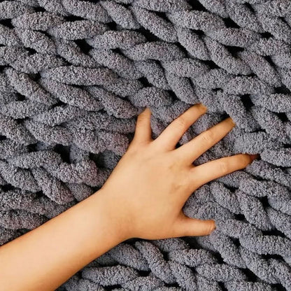 Skorter | CozyCloud - Luxurious Snuggle Blanket