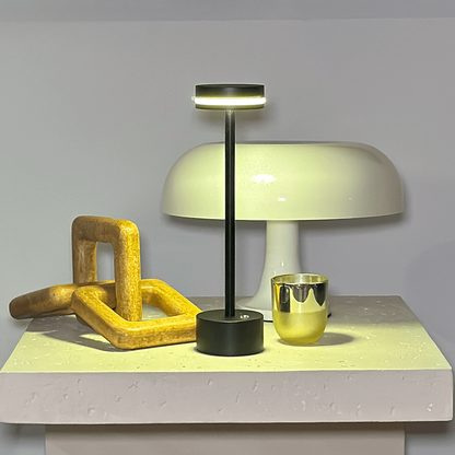 Skorter | LuxeLight - Wireless table lamp
