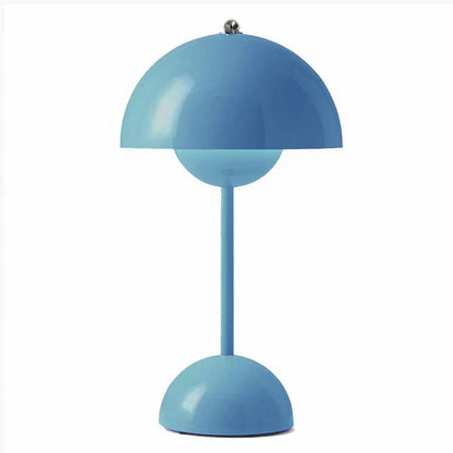 Skorter | Luxurious contemporary Nordic table lamp