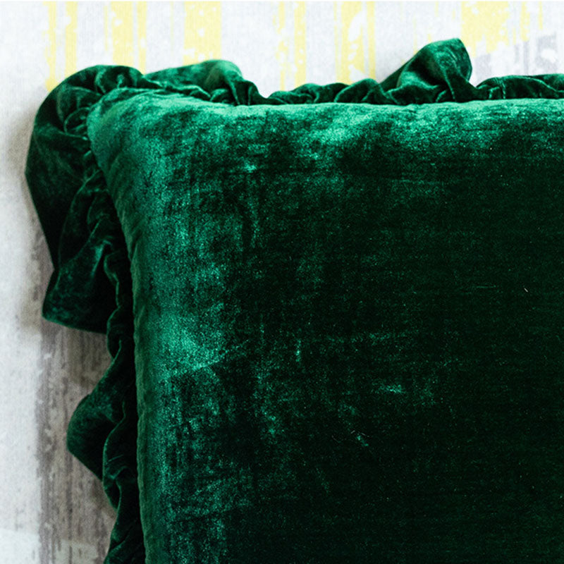 Skorter | Suede Solid Color Pillowcase with Ruffled