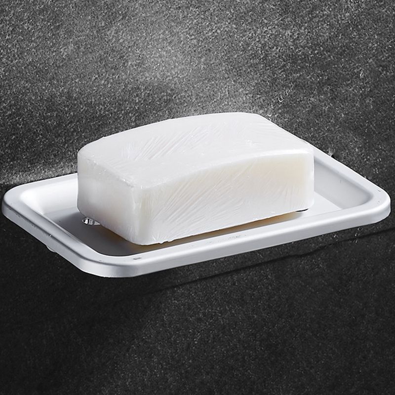 Skorter | Contemporary Bathroom Accessory Hardware Set made of Metal with Soap Dish