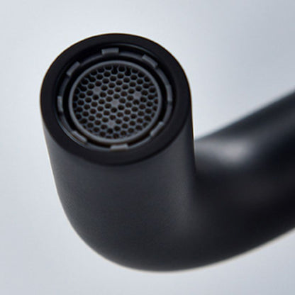 Skorter | 3 holes faucet 2 cross handle wall-mounted faucet for the bathroom