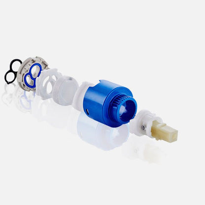 Skorter | Contemporary Single Handle Faucet Pull Out Kitchen Faucet with Lever Handle