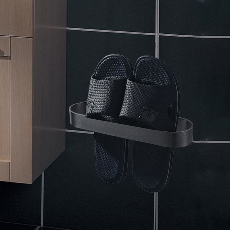 Skorter | 2-piece modern bathroom hardware set in gold/black, towel holder