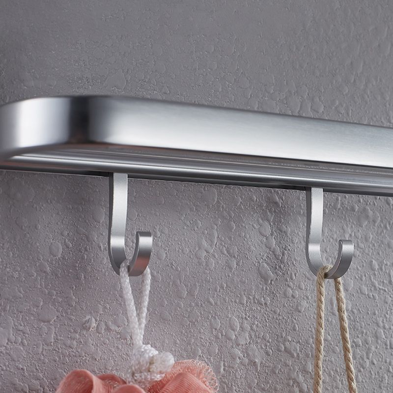 Skorter | Contemporary bathroom accessory set made of aluminum with towel holder/bath shelf