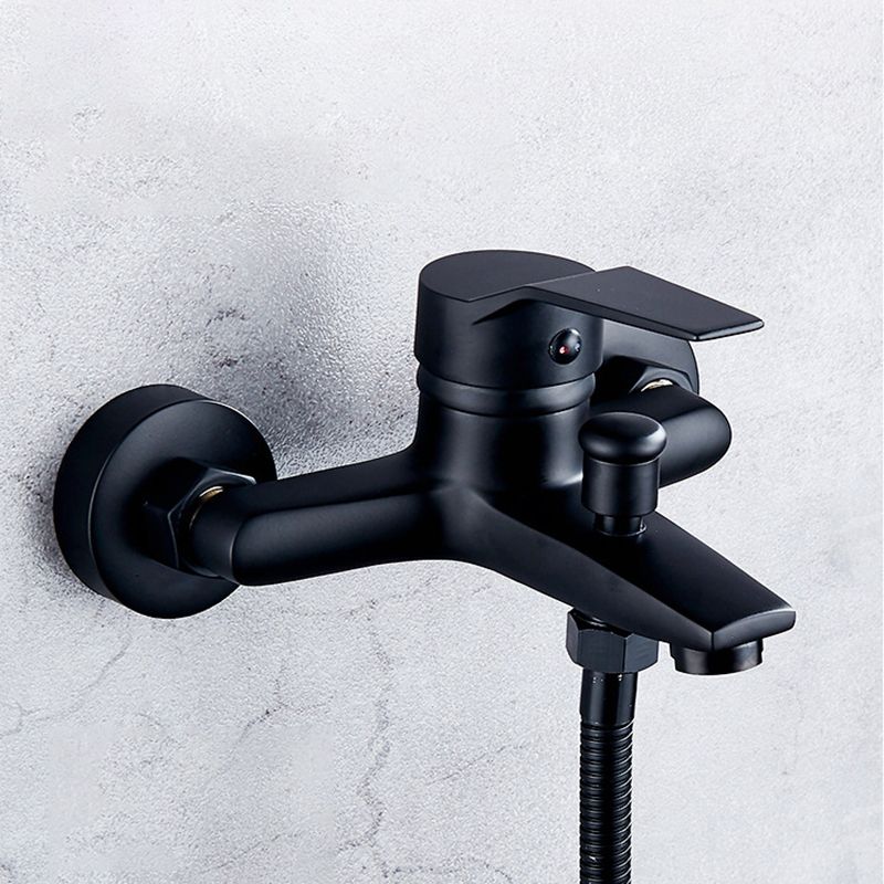 Skorter | Brass Wall-mounted Shower System Single Handle Shower with Lever Handle