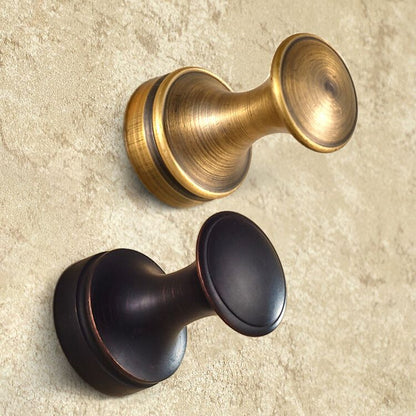 Skorter | 5-piece traditional bathroom accessory set brushed brass bathrobe hooks