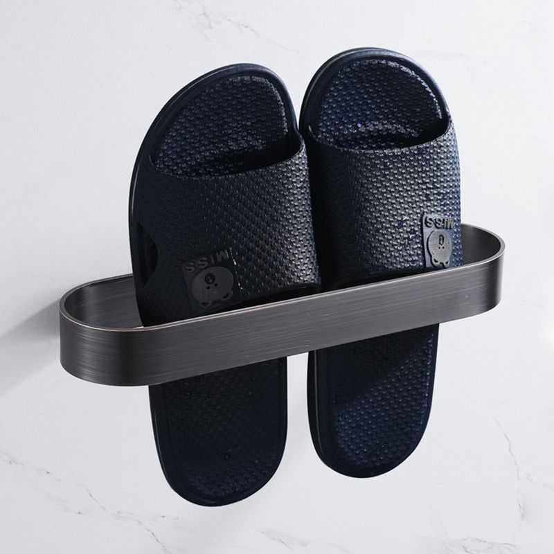 Skorter | 2-piece modern bathroom hardware set in gold/black, towel holder