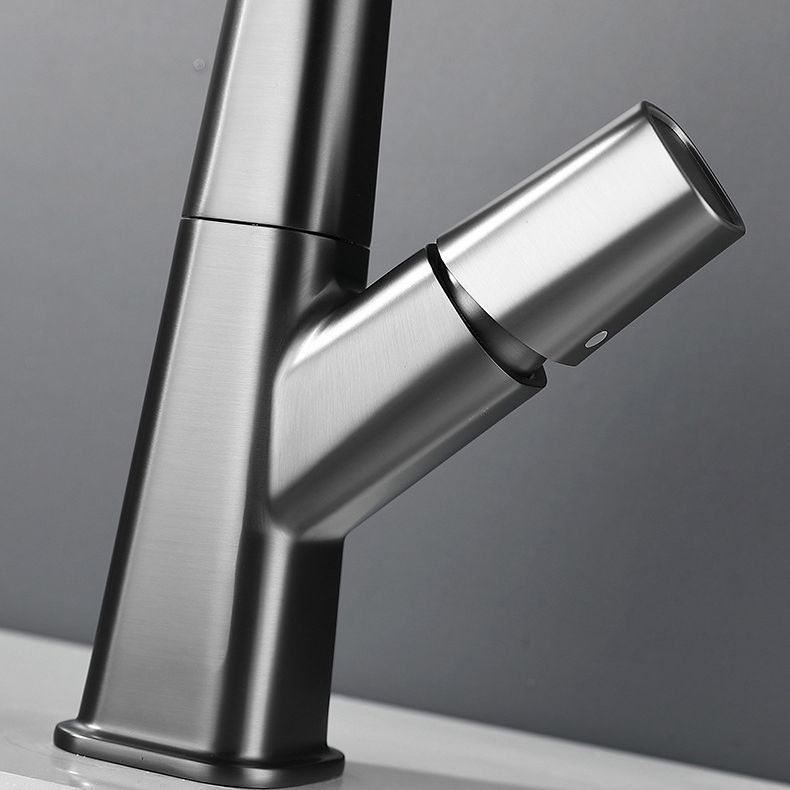 Skorter | Brass Contemporary Sink Faucet Pull-Out Round Bathroom Faucet