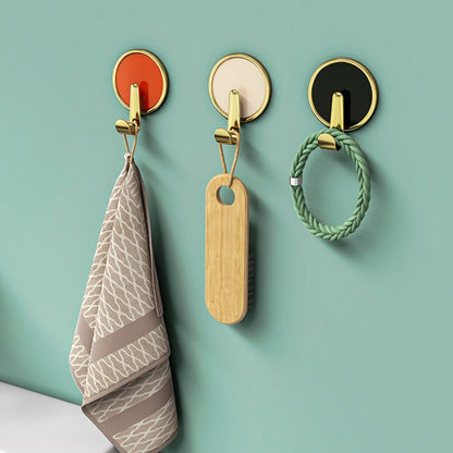 Skorter | Contemporary 8-piece bathroom set 2.91 inch high bathrobe hooks