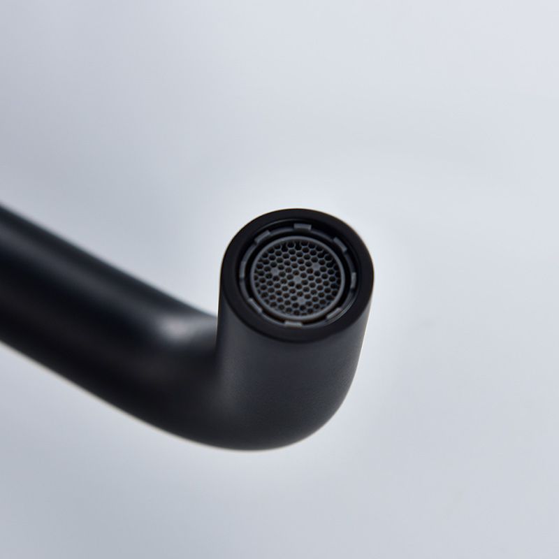 Skorter | 3 holes faucet 2 cross handle wall-mounted faucet for the bathroom