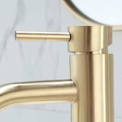 Skorter | Deck Mounted Roman Tub Faucet Low Arc Tub Faucet Set in Gold