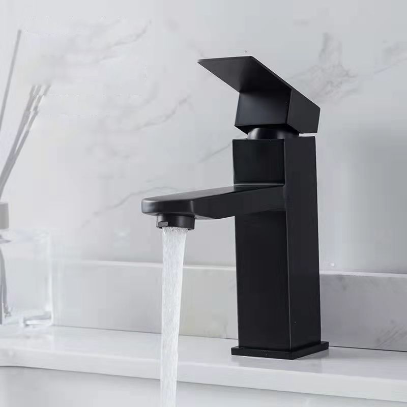 Skorter | Basic Centered Sink Faucet Monochrome Faucet Sink Bathroom Faucet