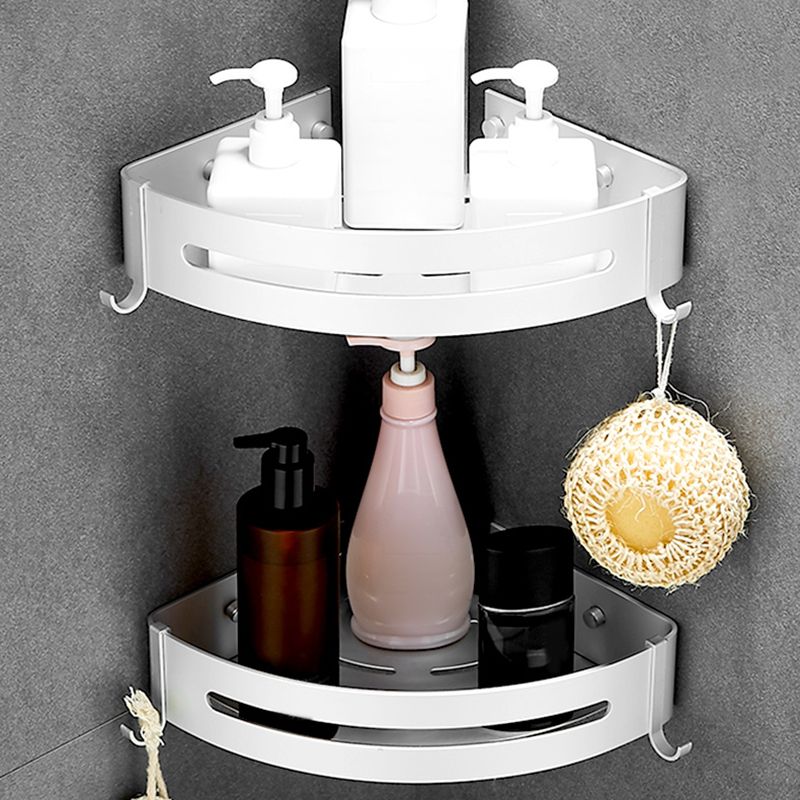 Skorter | Contemporary Bathroom Accessory Hardware Set made of Metal with Soap Dish