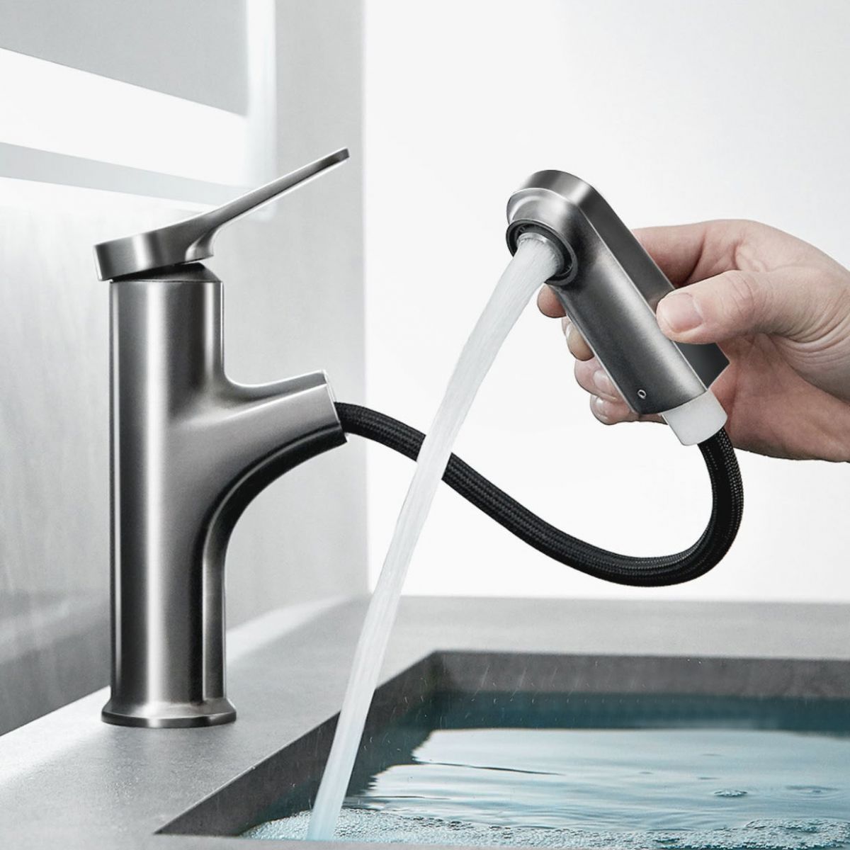 Skorter | Contemporary Bath Water Faucet Brass Lever Handle Pull-Out Sink Faucet