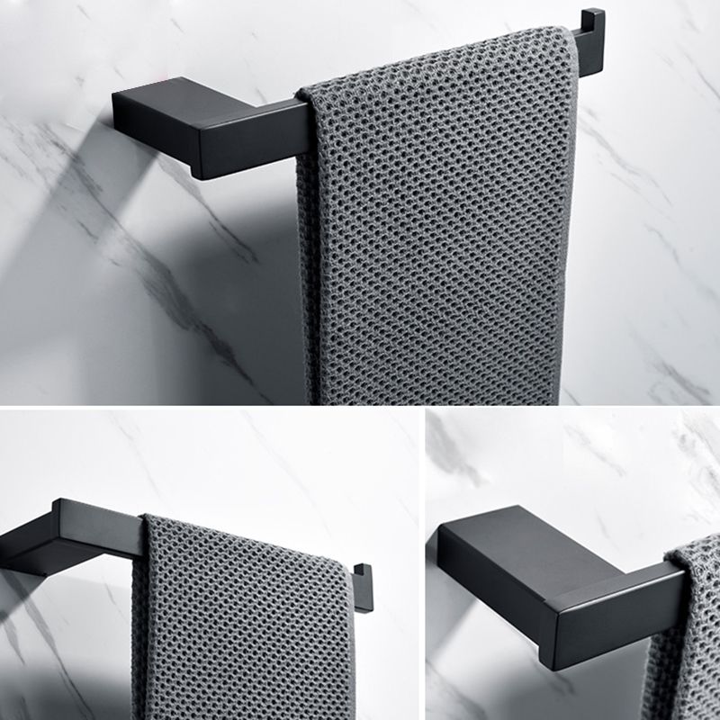 Skorter | 5-piece Modernism Bath Accessory Set in Matte Black Stainless Steel