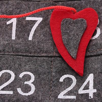 skorter | Countdown to Christmas Santa Pendant Advent Calendar