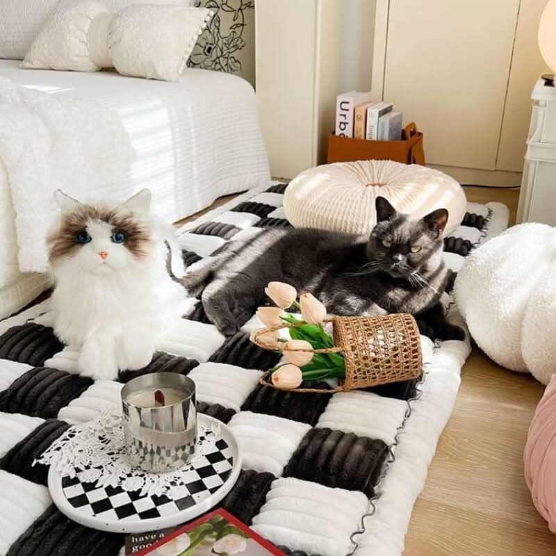Skorter | COZYCOVER – Cozy pet blanket made of chenille with furniture protection function